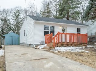 1218 Johnson St, Des Moines, IA 50315