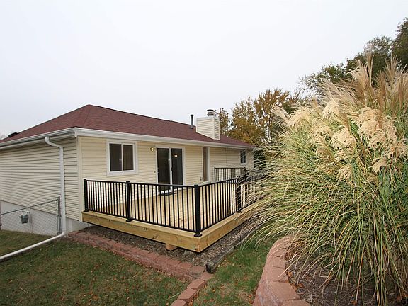 2nd image of 5926 S 109th Cir