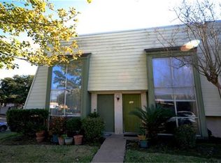 5929 Queensloch Dr APT 101, Houston, TX 77096