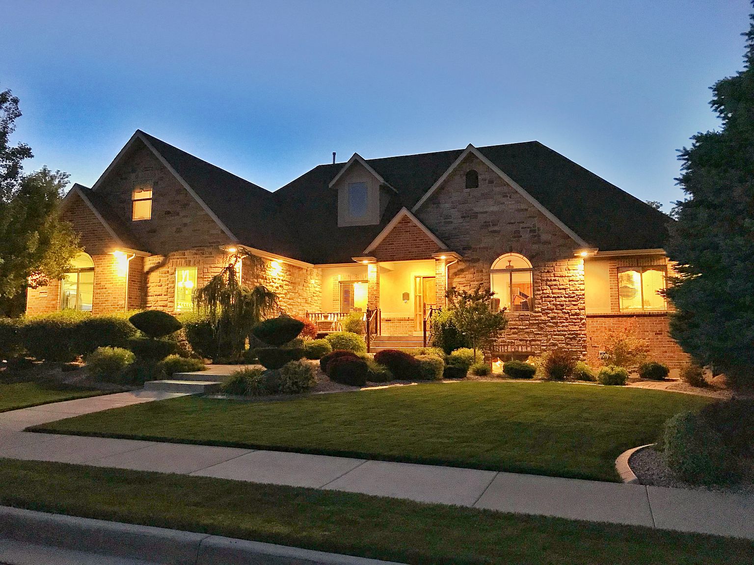 2284 W Count Fleet Ct, South Jordan, UT 84095 Zillow