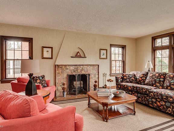 5th image of 2217 Sheffield Dr