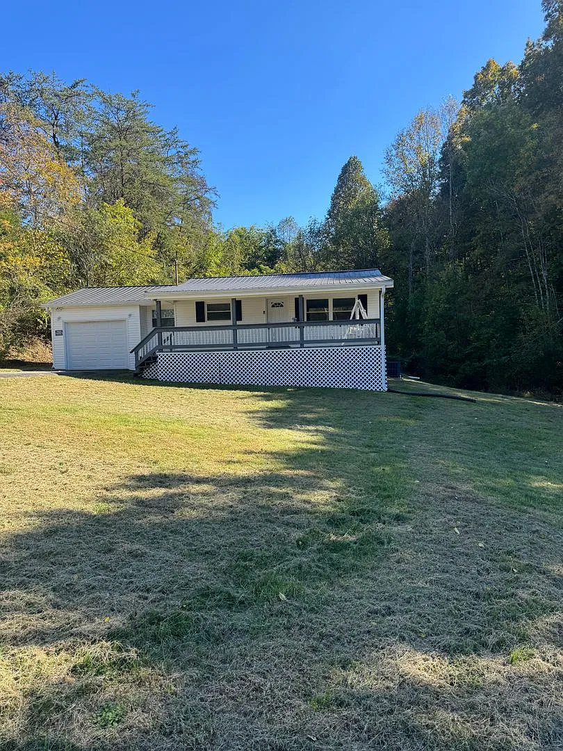 Maynardville 37807 - Beautiful Updated 2 Bedroom, 2 Bath Rancher Situated on Approximately 5 Acres! — Photo 1