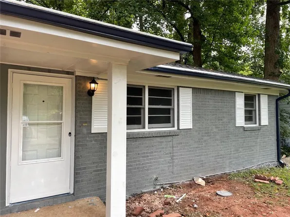 665 Barnes Dr SW APT 2, Mableton, GA 30126