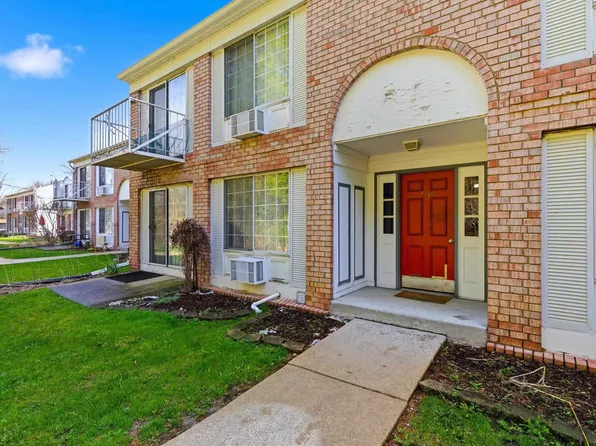 2140 Allen Blvd APT 3, Middleton, WI 53562
