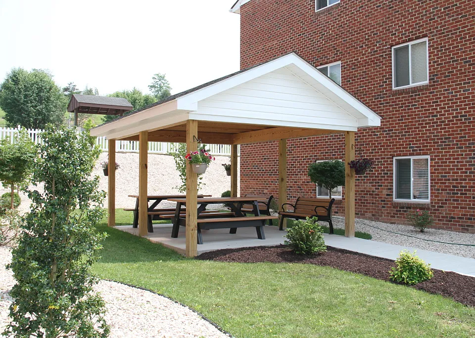Craigmont Manor Apartments