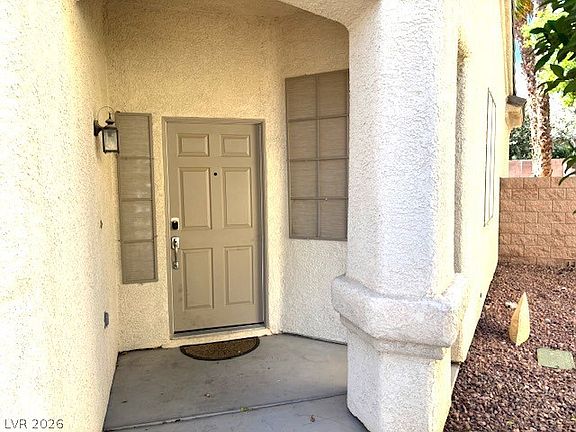 4th image of 7545 Coral River Dr