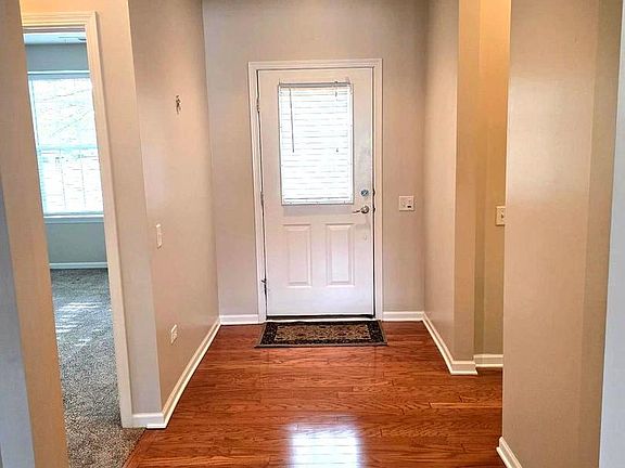 2nd image of 818 Woodland Dr