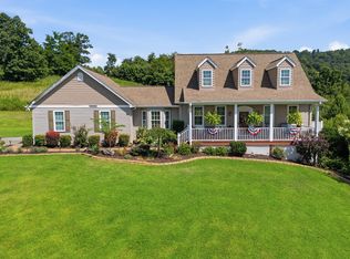 1611 Ivy Branch Dr, Blue Ridge, VA 24064