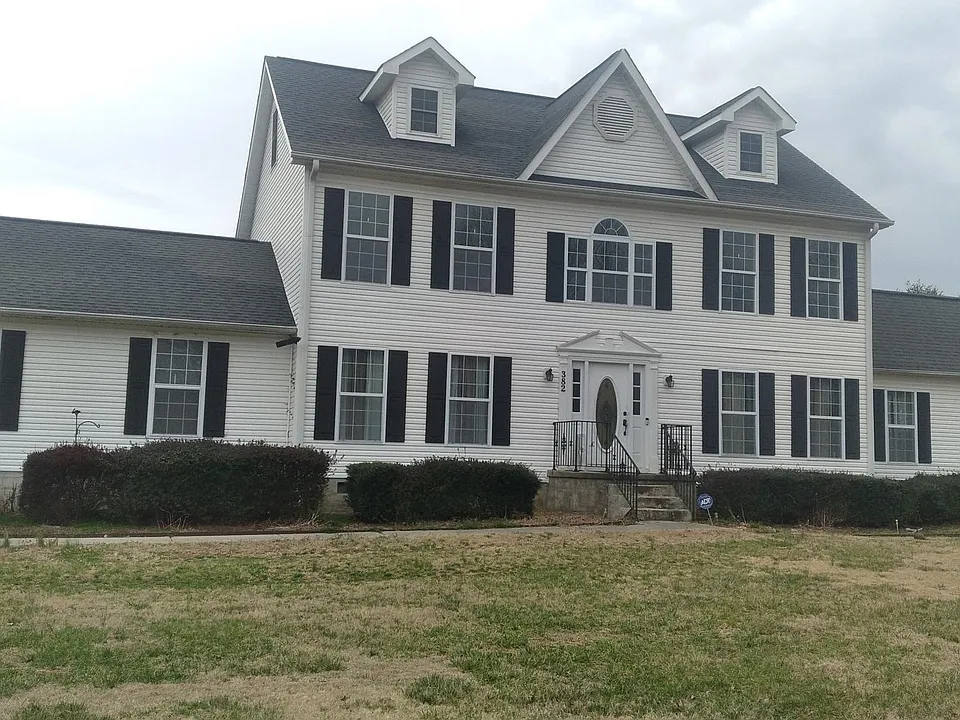 382 Gammon Rd