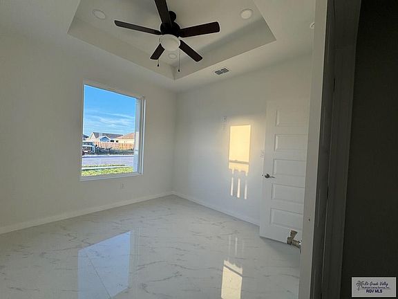 3rd image of 3519 Sandal Wood Dr