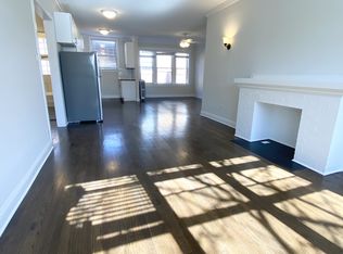 7239 N Sheridan Rd APT 1, Chicago, IL 60626