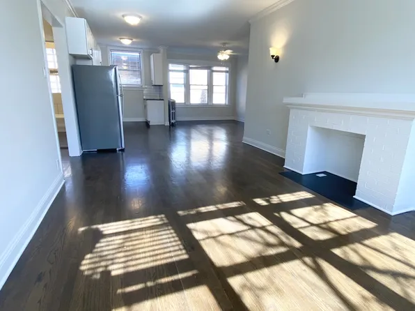 7239 N Sheridan Rd APT 1, Chicago, IL 60626