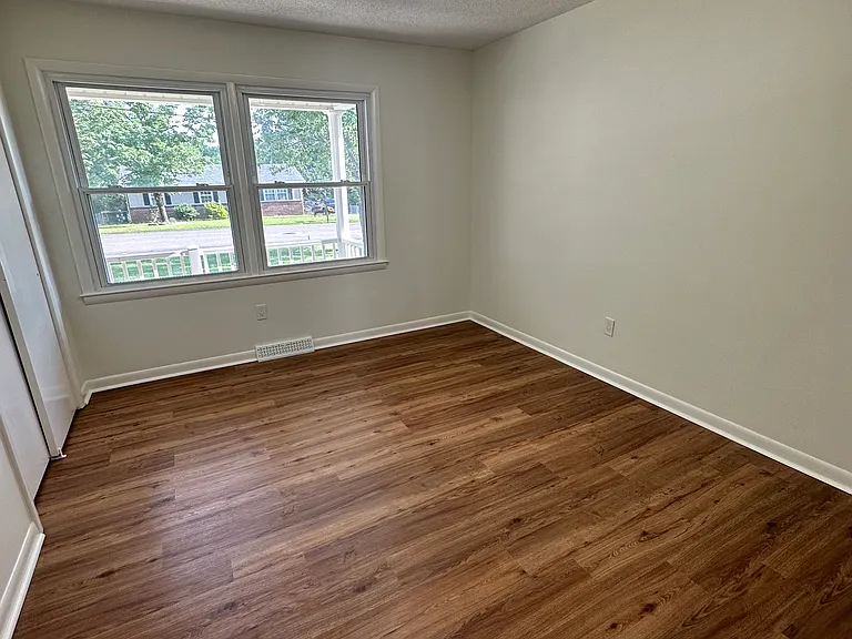 1305 Northcutt Dr — Photo 10