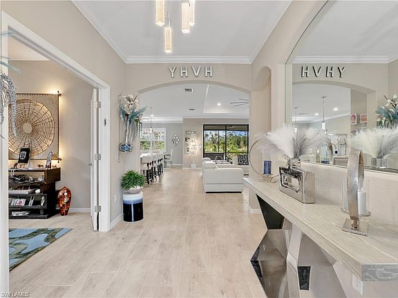 5th image of 19808 Beverly Park RD