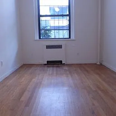 Rented by AJ Clarke | media 35