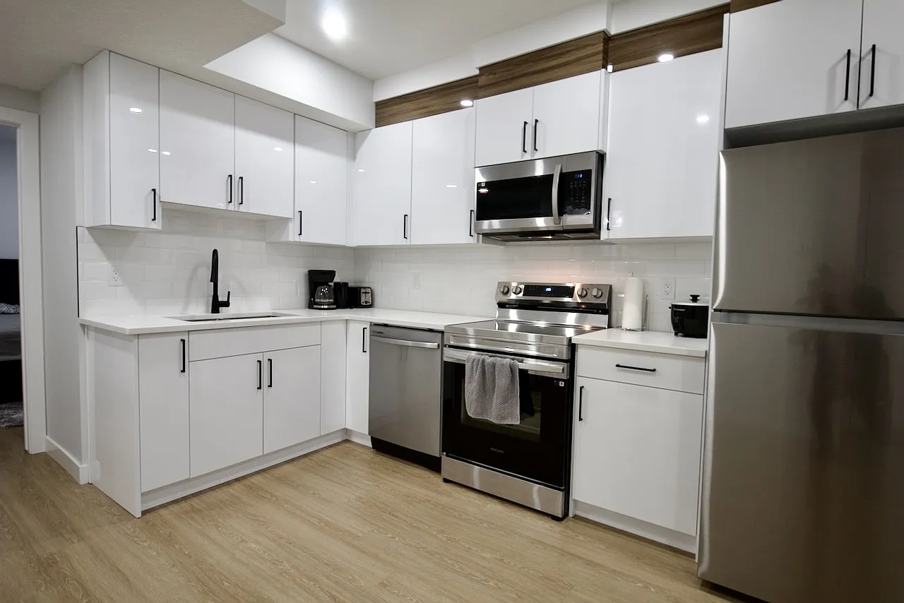 Montrose 2 Bed 1 Bath BSMT Suite For Rent Edmonton — Photo 3