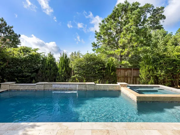 131 Deerchase Dr, Conroe, TX 77384