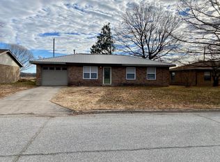 3112 M St NW, Miami, OK 74354