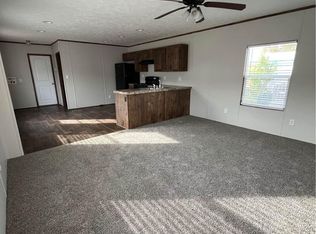 5818 N Belleview Ave, Kansas City, MO 64118
