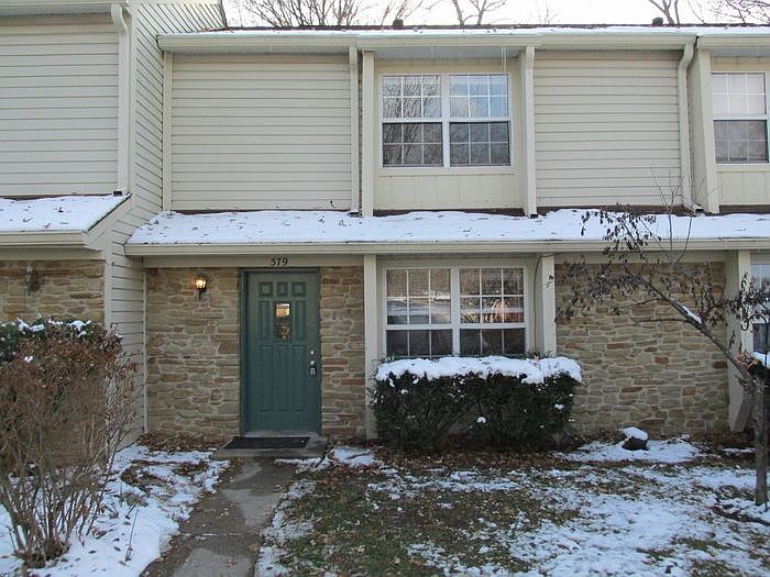 1st image of 579 Holly Ct S