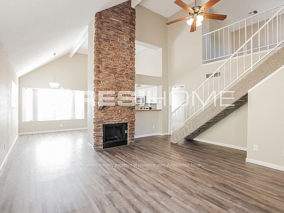 3rd image of 2141 W Rose Garden Ln