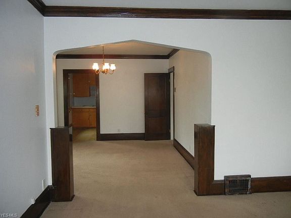3rd image of 10004 Park Heights Ave