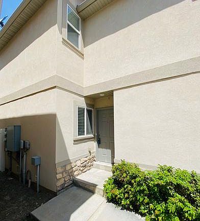 3rd image of 1591 W Wyngate Park Dr