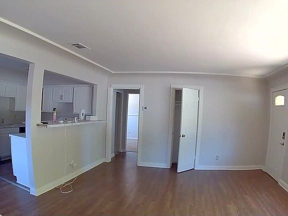 3rd image of 660 N 10th St