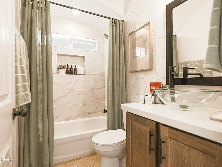 15321 Promise Ct — Photo 18