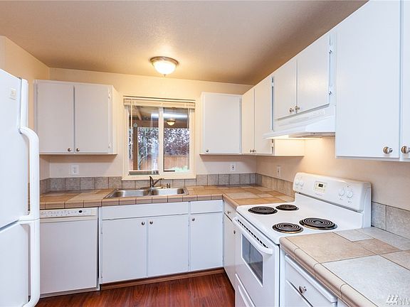 5th image of 7720 51st Ave NE #A