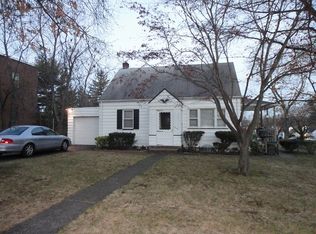 13-51 Sandford Rd, Fair Lawn, NJ 07410