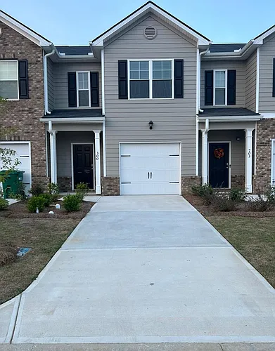 300 Bisham Ct Photo 1