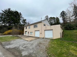55 Pittsburgh Rd, Lyndora, PA 16045