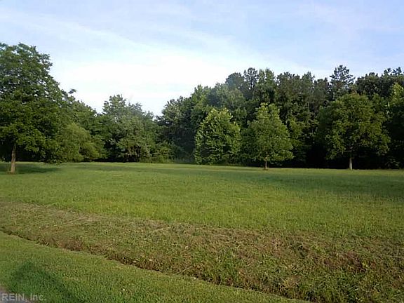 3rd image of 23142 Vellines Ln