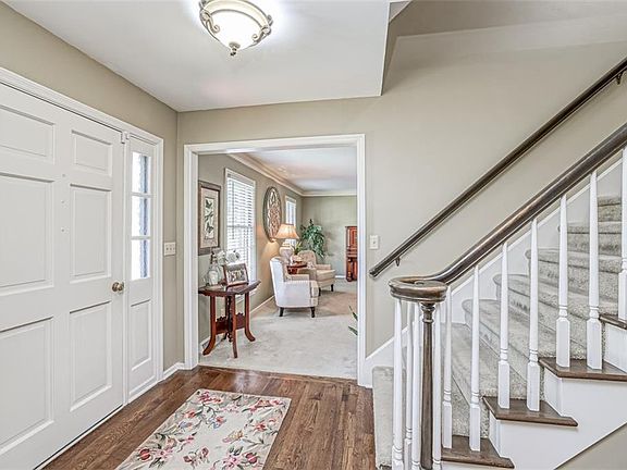 3rd image of 110 Dockside Dr
