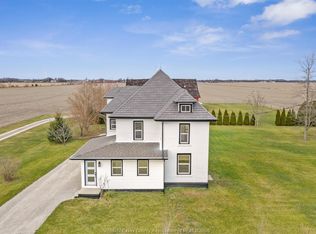 27 E Road 7 E, Kingsville, ON N0P2G0