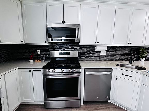 4th image of 2508 Mill Pond Dr