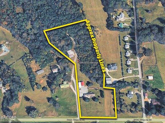 3rd image of 3399 Brown Bridge Rd SE