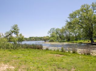 27519 95th St, Salem, WI 53168