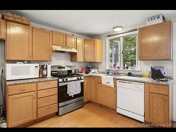 5th image of 58 Avery St #58