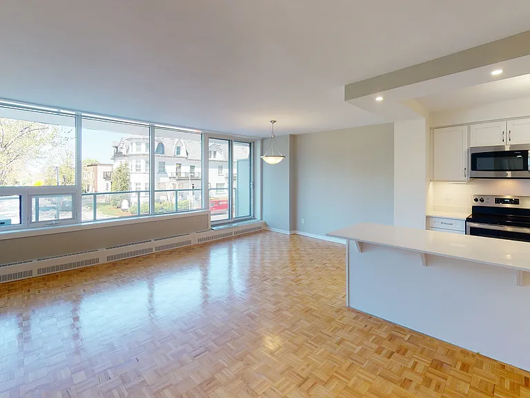 111 Wurtemburg St — Photo 40