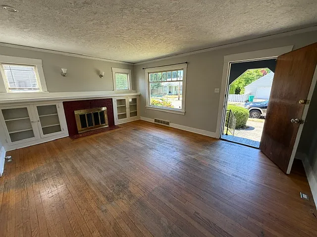6830 N Haven Ave — Photo 4
