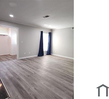 2nd image of 63 Place Fontaine #63