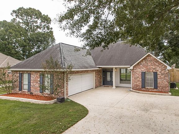 2nd image of 39378 Woodrun Cir