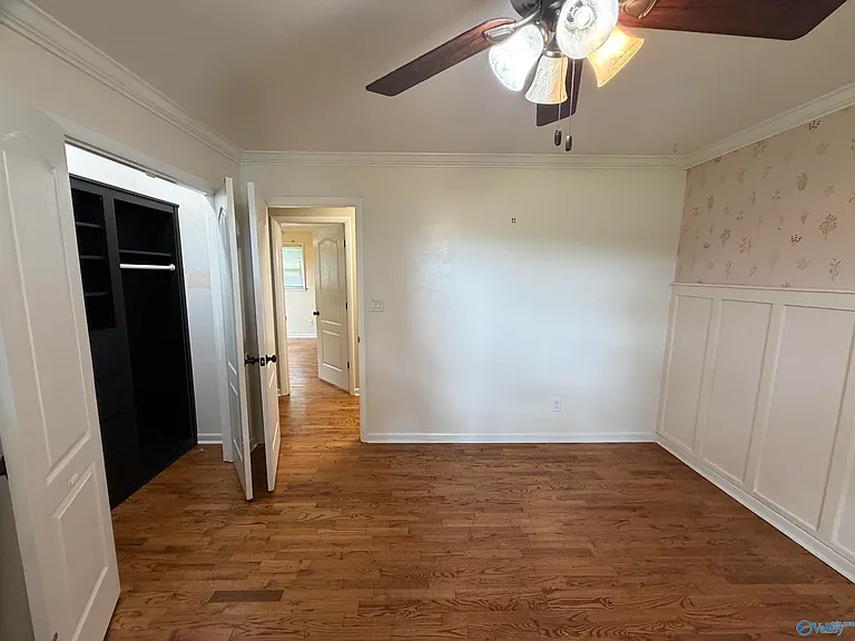 12023 Spring Rd — Photo 12