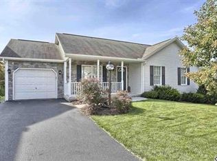 486 Chestnut Way, New Cumberland, PA 17070
