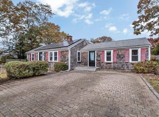 16 Hiawatha St, East Falmouth, MA 02536