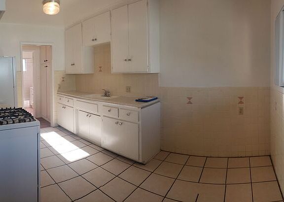 4th image of 4355 Texas St APT D