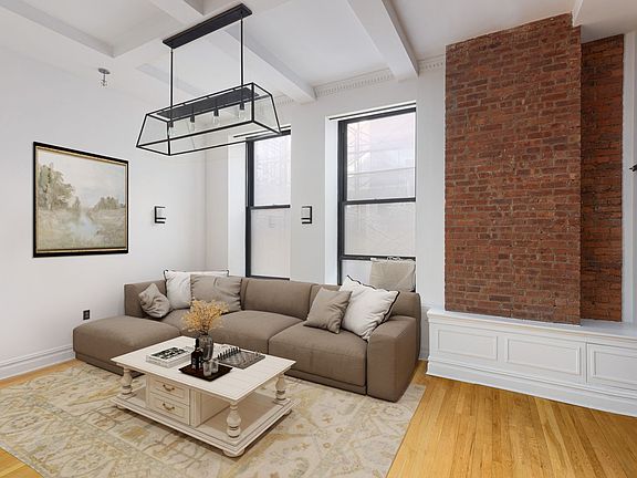 3rd image of 250 Mercer St APT B203