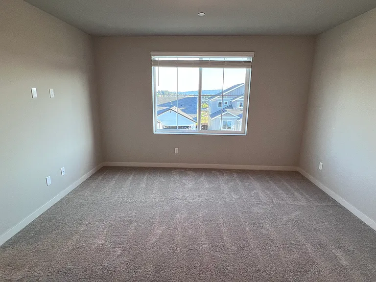 12166 SW Champlin Ln — Photo 18